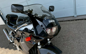 YAMAHA FZR250R-1 3LN