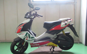 APRILIA SR50