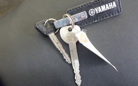 YAMAHA YZF-R1 1999 RN011