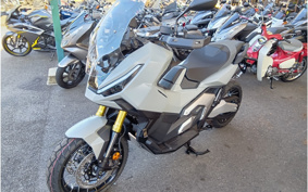 HONDA X-ADV 750 2025 RH21