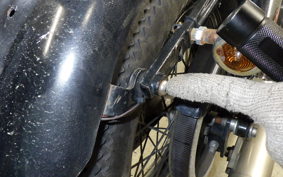 HARLEY XLH883 HUGGER 2003