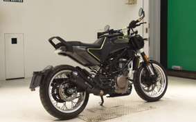 HUSQVARNA SVARTPILEN 401 2018