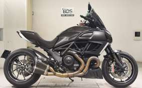 DUCATI DIAVEL Carbon 2011