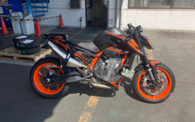 KTM 890 DUKE R 2023 TU940