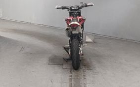 HUSQVARNA HUSQVARNA SM250R ..