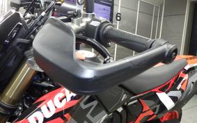 DUCATI HYPERMOTARD698モノ 2024