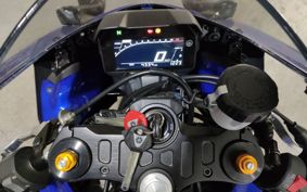 YAMAHA YZF-R7 2023 RM39J