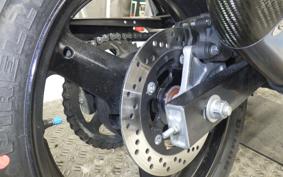 SUZUKI GSR250 2020