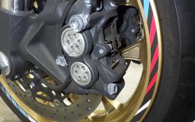 YAMAHA YZF-R1 2024
