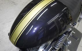 TRIUMPH THRUXTON 900