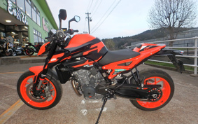 KTM 890 DUKE GP 2024 TU940