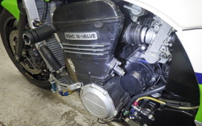 KAWASAKI GPZ900R NINJA 2002 ZX900A