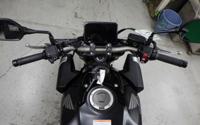 HONDA CB650R E-Clutch 2025 RH17