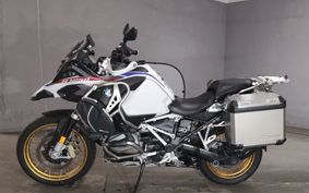 BMW R1250GS ADVENTURE 0M11