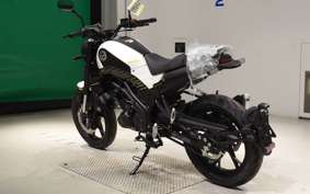 BENELLI レオンチーノ125