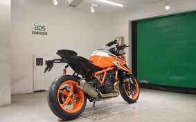 KTM 1290 SUPER DUKE R