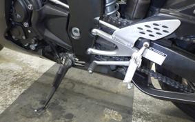 YAMAHA YZF-R1 2005