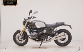 BMW R12 nine T 2025