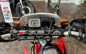 HONDA XR230 MD36