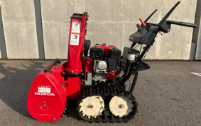 HONDA  SNOW BLOWER  MACHINE 