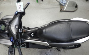 YAMAHA N-MAX 155 A 2016 SG50J