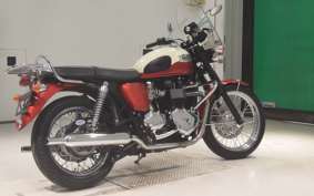 TRIUMPH BONNEVILLE T100 2012