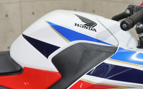 HONDA CBR250R MC41