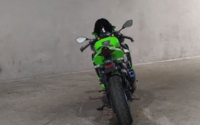 KAWASAKI  NINJA ZX-4RR ZX400P