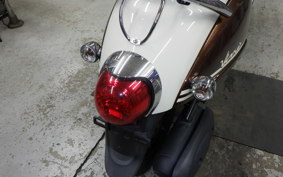 YAMAHA VINO 50 Gen.4 AY02