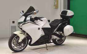 HONDA VFR1200F DCT 2011 SC63
