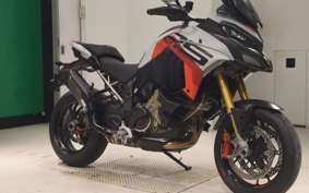 DUCATI MULTISTRADA V4RS 2025