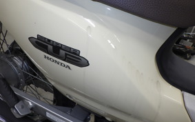 HONDA C110 SUPER CUB 2015 JA10