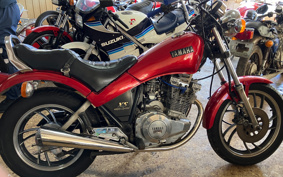 KAWASAKI GPZ400R ZX400D