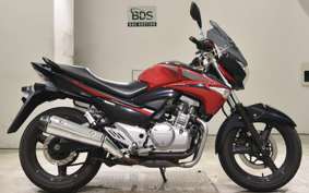 SUZUKI GSR250 2024