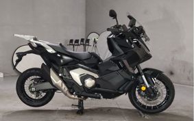 HONDA X-ADV 750 2026 RH21