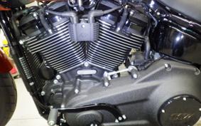 HARLEY FXLRST1920 2025