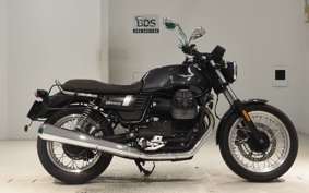MOTO GUZZI V7 3 SPECIAL 2021
