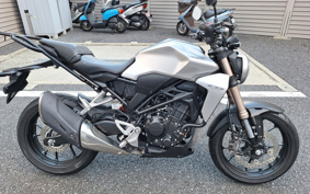 HONDA CB250R MC52