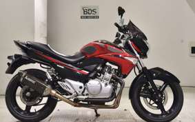 SUZUKI GSR250 2022