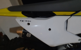 OTHER  HUSQUARNA TX300