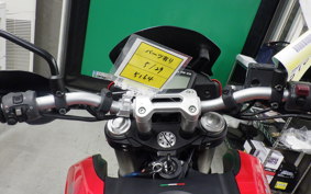 DUCATI HYPERMOTARD 820 2014