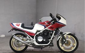HONDA VF750F RC15