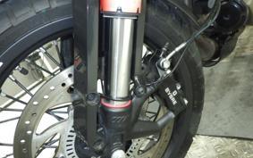 HUSQVARNA SVARTPILEN 125