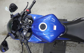 SUZUKI GIXXER 250 SF