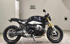 BMW R NINE T 2015