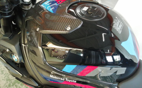 BMW M1000R 2026 0P51