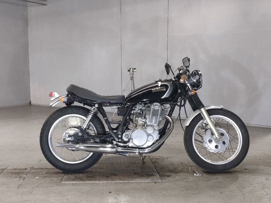 Фото Yamaha SR400 1988 с японского аукциона