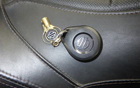 HARLEY FLHXSE 1800CVO 2015