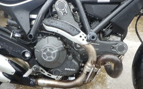 DUCATI SCRAMBLER ICON 2015