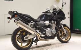 HONDA CB1300SB SUPER BOLDOR A 2018 SC54